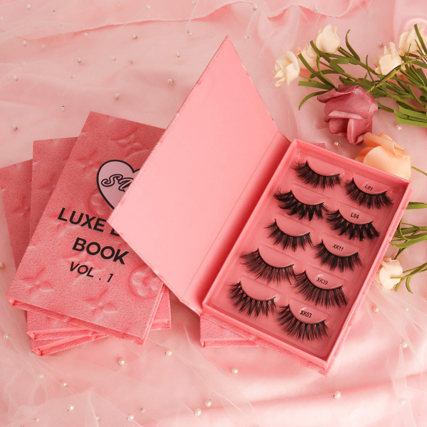 Luxe Lash Book: Volume 1